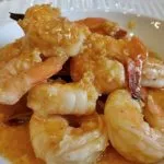 Camarones al mojo de ajo